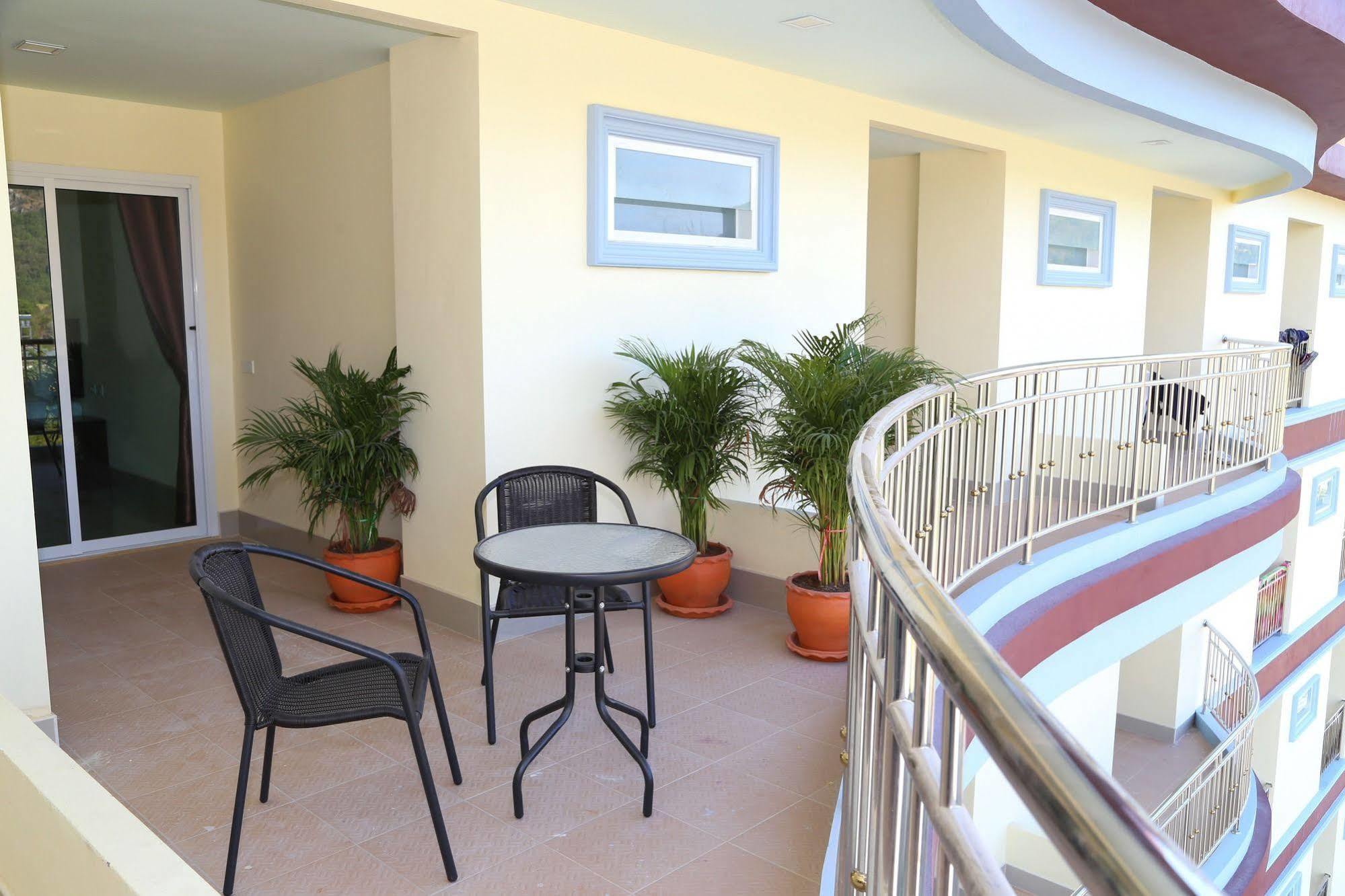 Smile Residence Rawai Extérieur photo